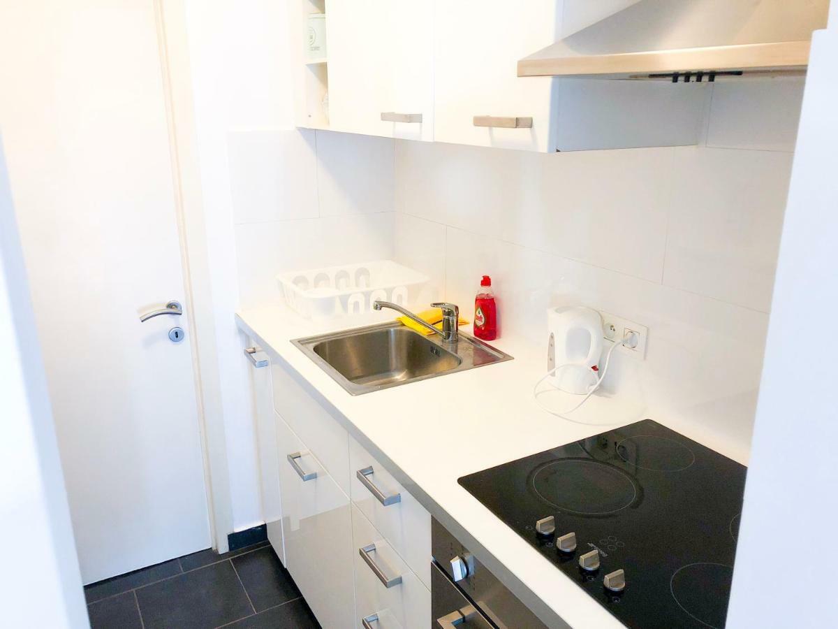Beautiful Modern Apartment Брюссель Екстер'єр фото